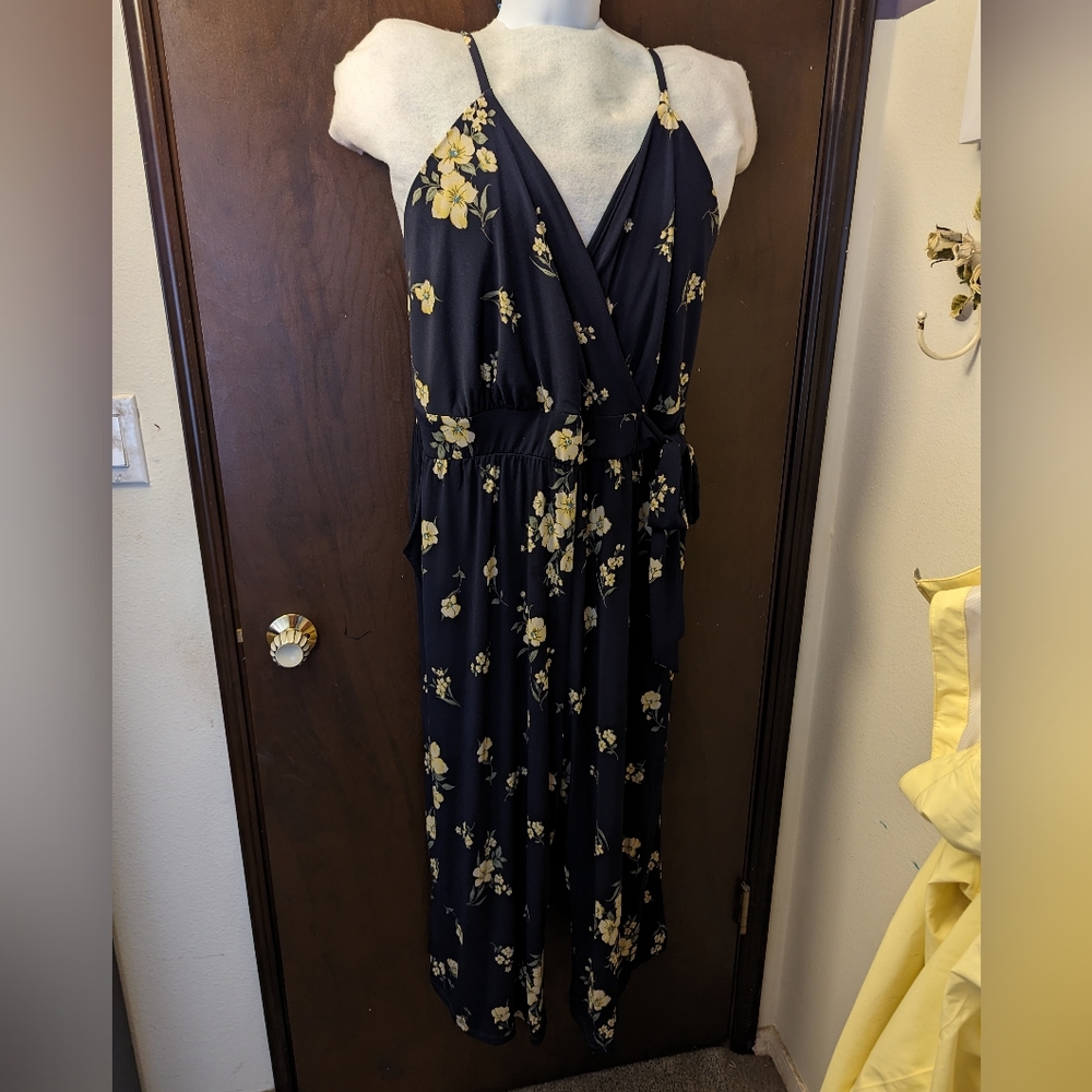 Navy jumpsuit/yellow flowers